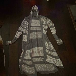 Long light weight sweater with hood size m